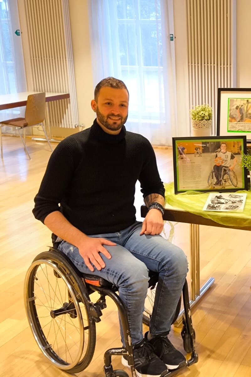 c6d86319-3a9d-487d-b011-547a3e5246fe